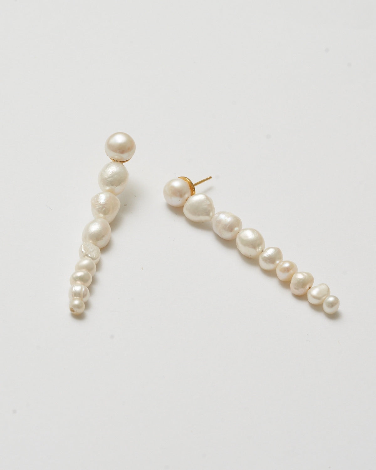 Irregular pearl earrrings 2