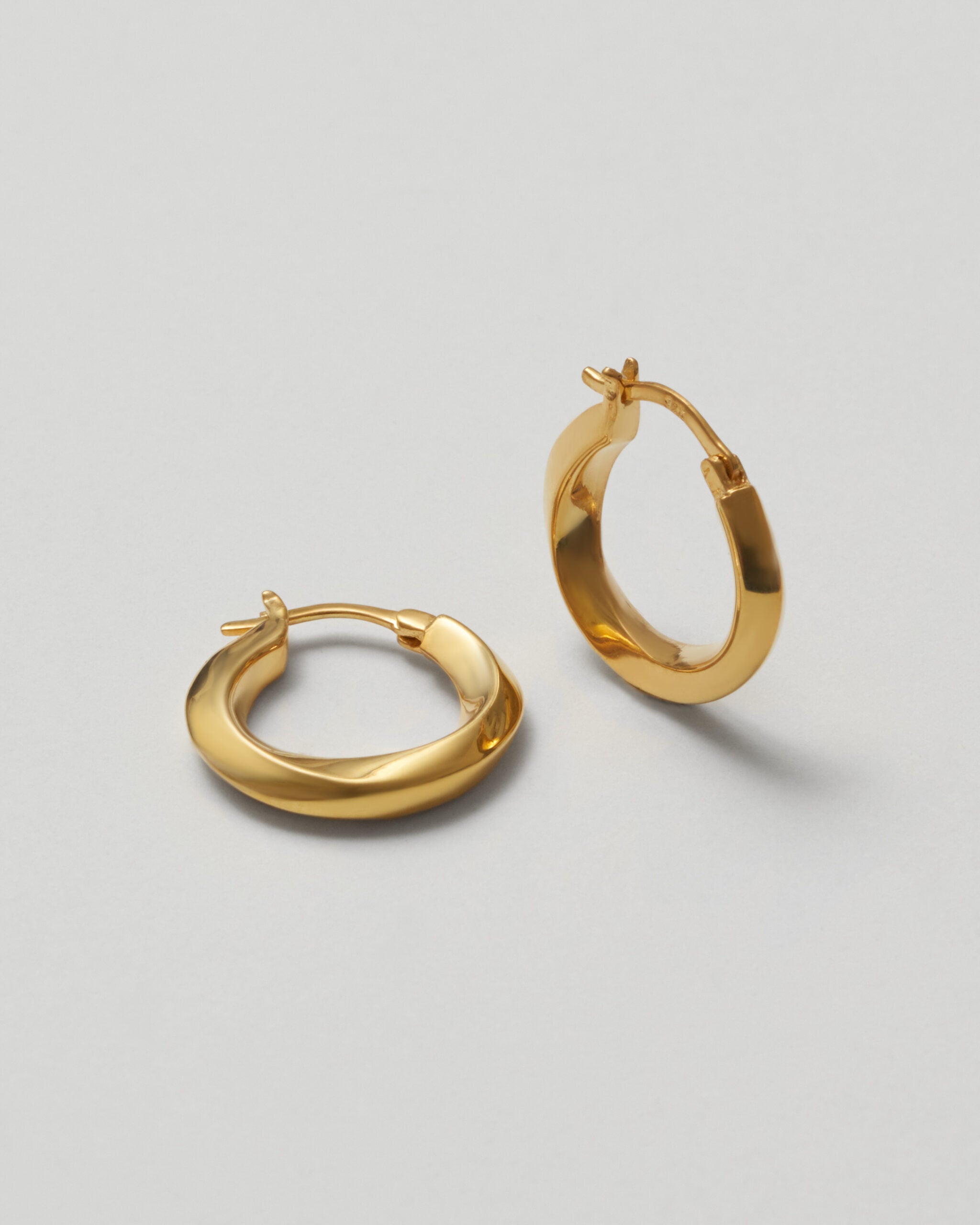 Small swirl hoops_gold