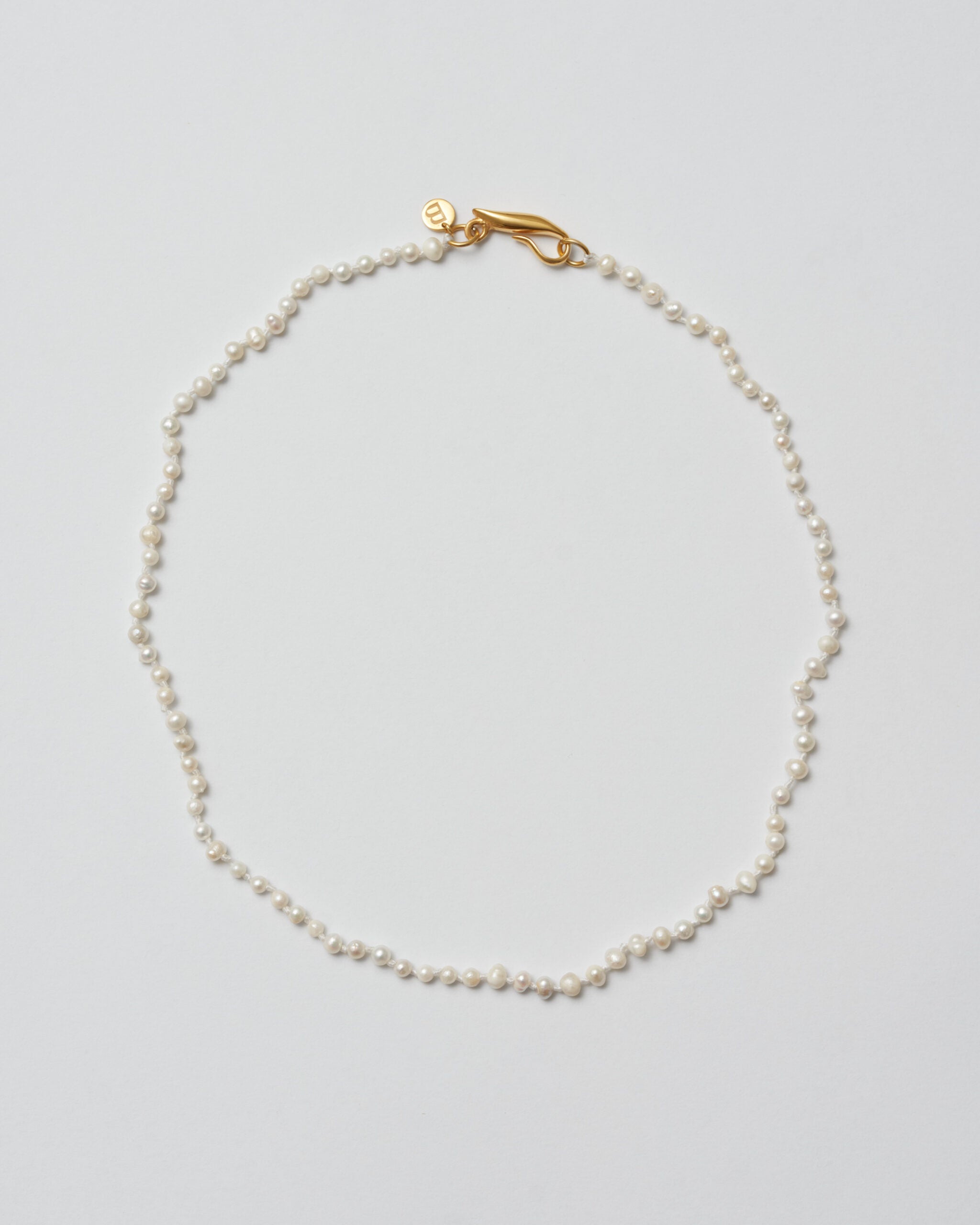 Thin pearl necklace_gold