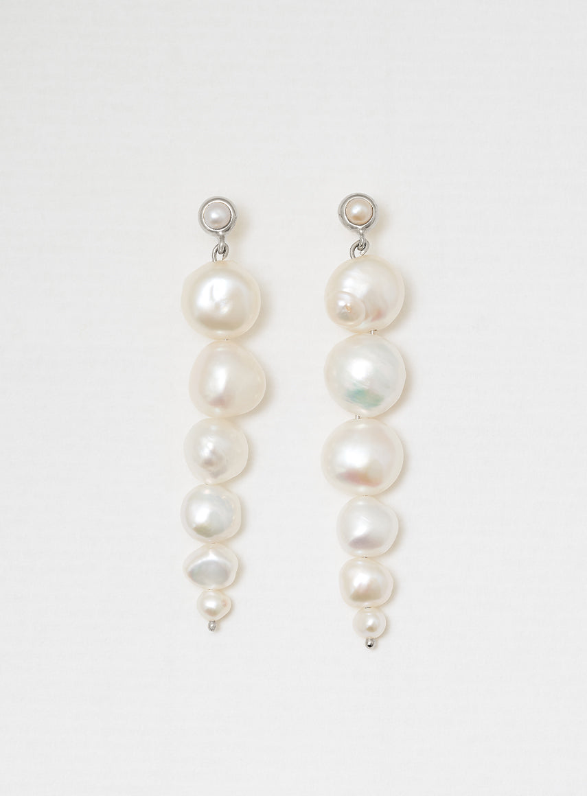 Drop pearl earrings silver