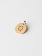 LETTER-Q-SYMBOL-GOLD-1