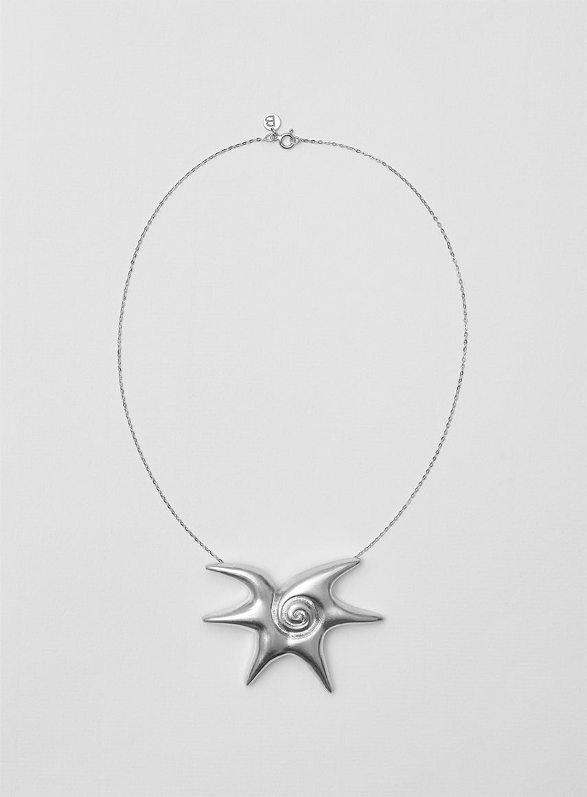 solar_necklace_silver