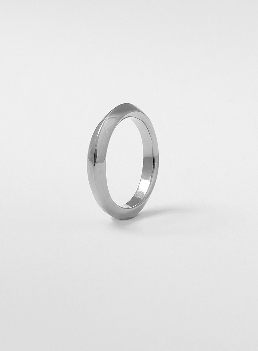 Thin Swirl Ring Silver