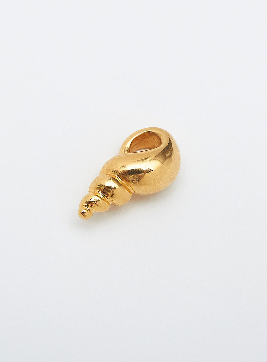 Nucella Shell Charm Gold
