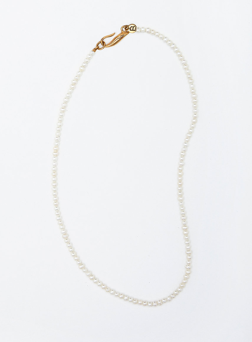 Thin Pearl Necklace Gold