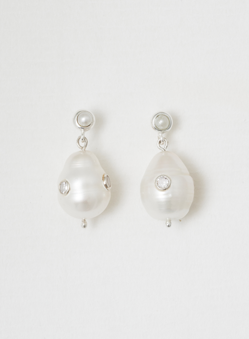 tiny pearl earrings silver