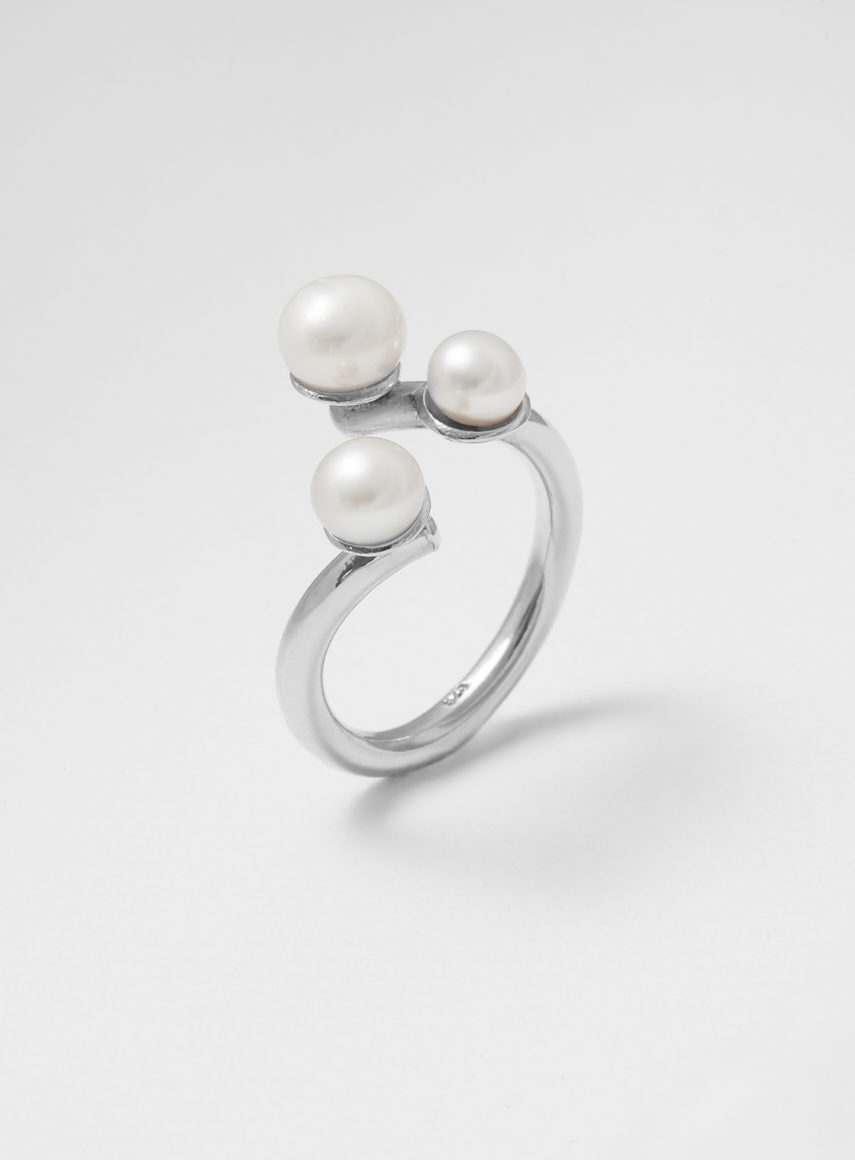 Twisted Pearl Ring Silver