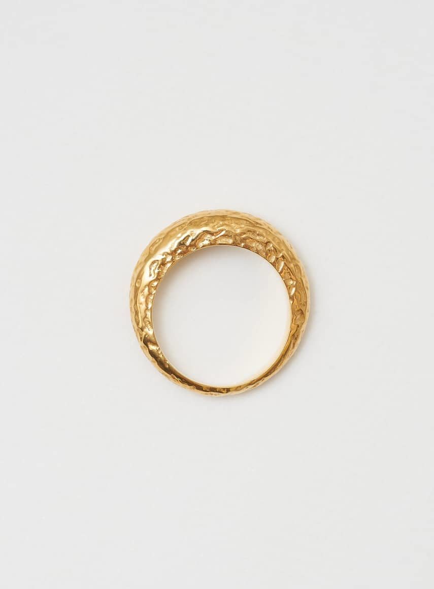 Thin Dome Ring Structured Gold