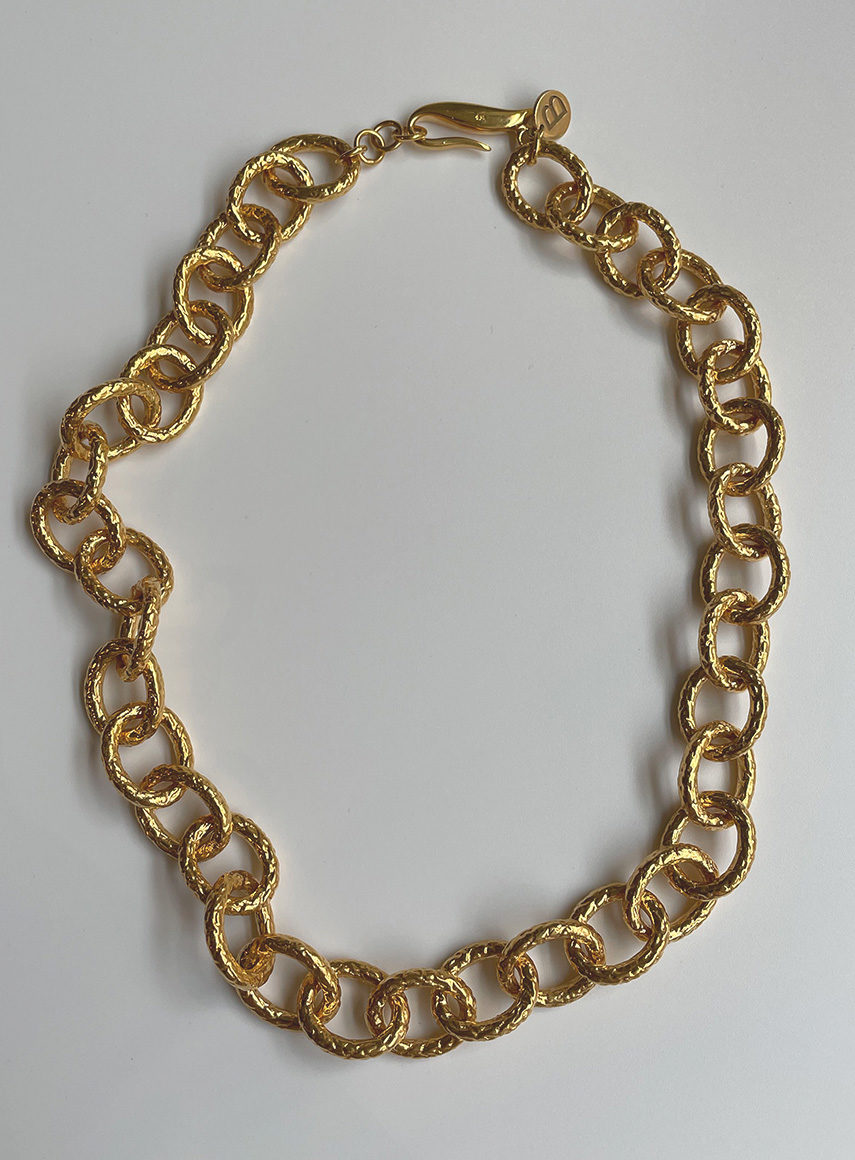 Structured chain necklace gold