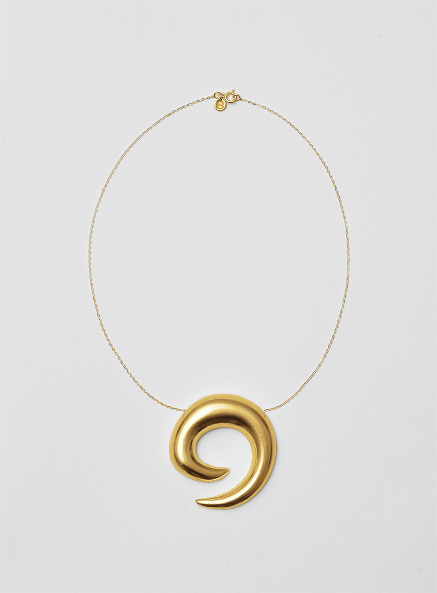 Saturn necklace gold